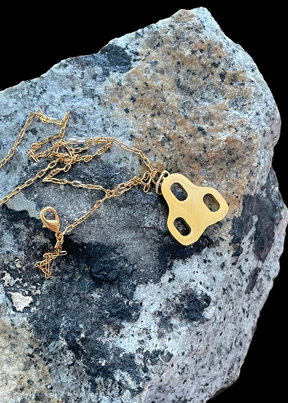 Necklace Cleat