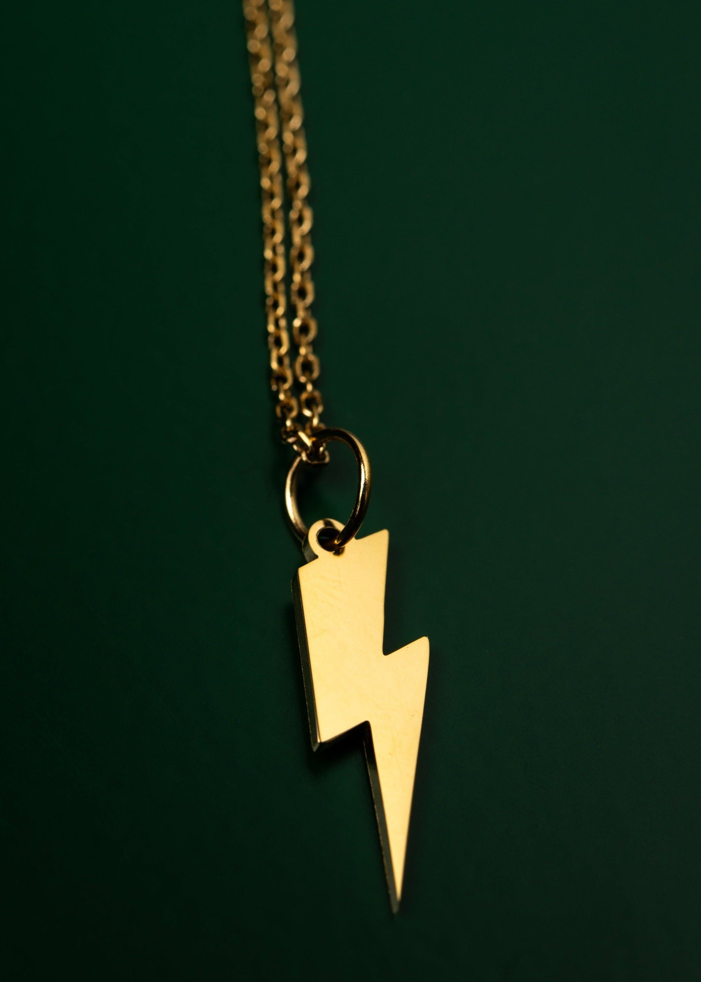 Necklace Bolt