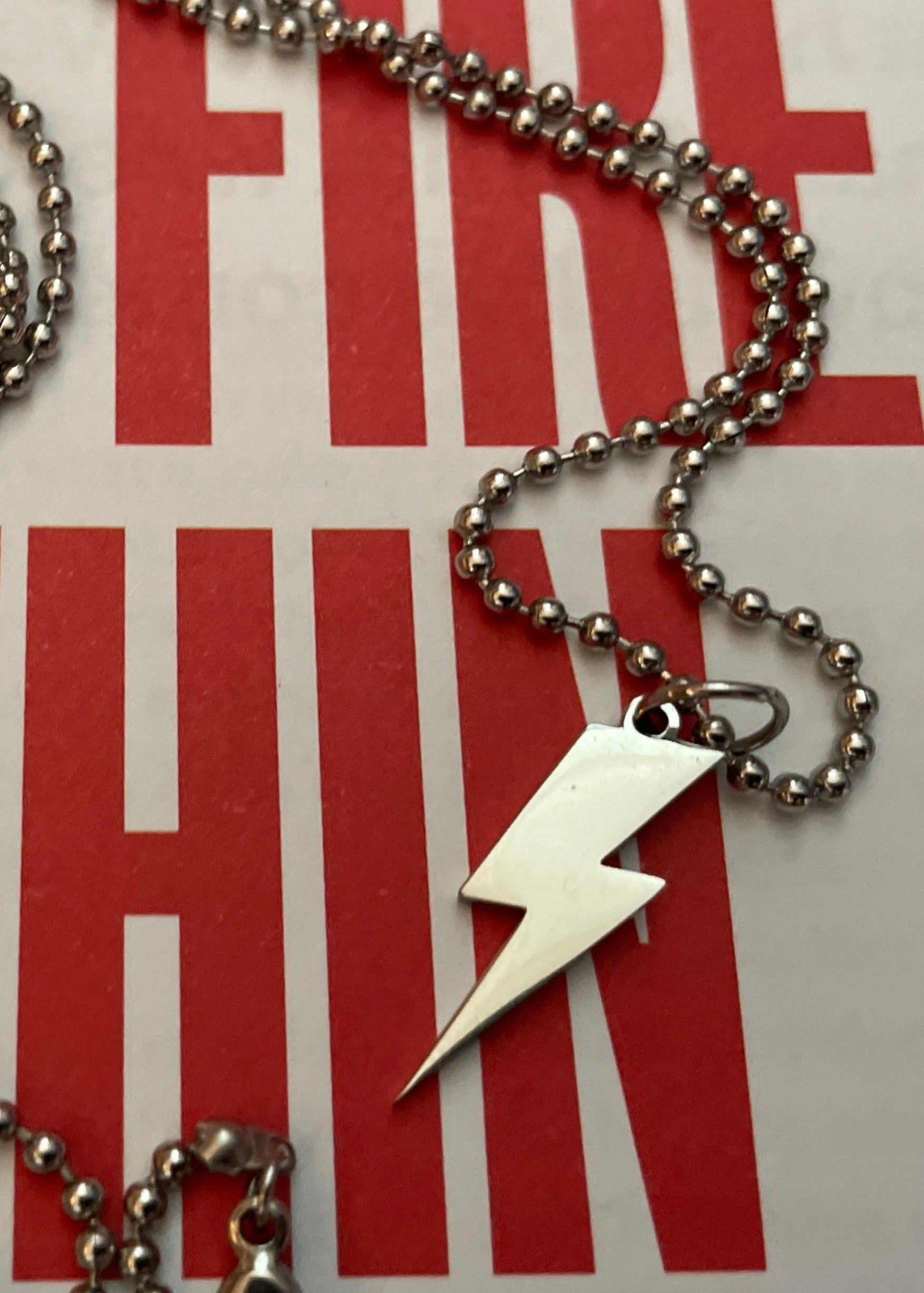 Necklace Bolt