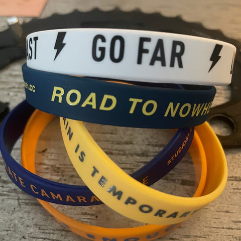 Wristband "Road To Nowhere"