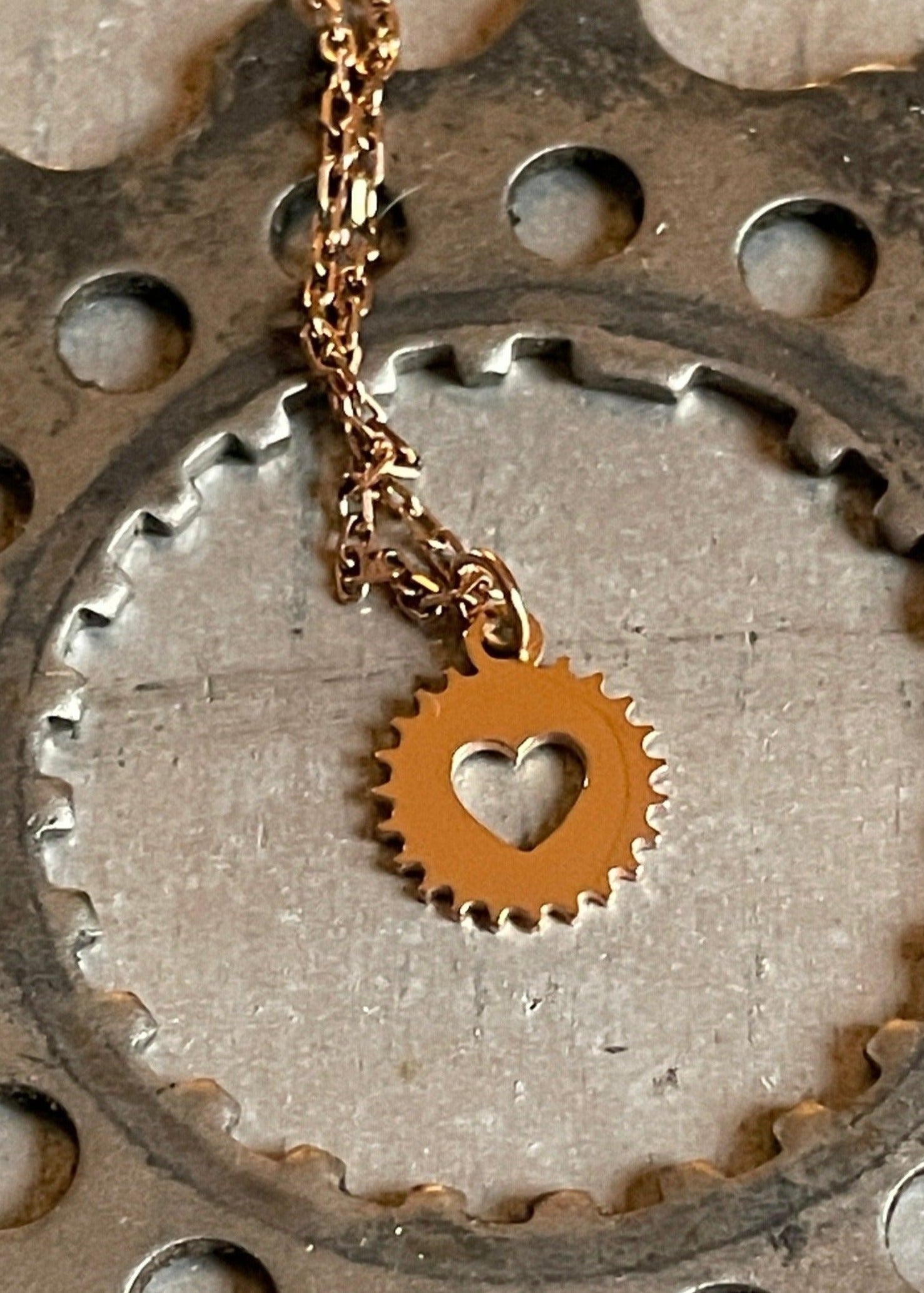 Necklace Crank Heart