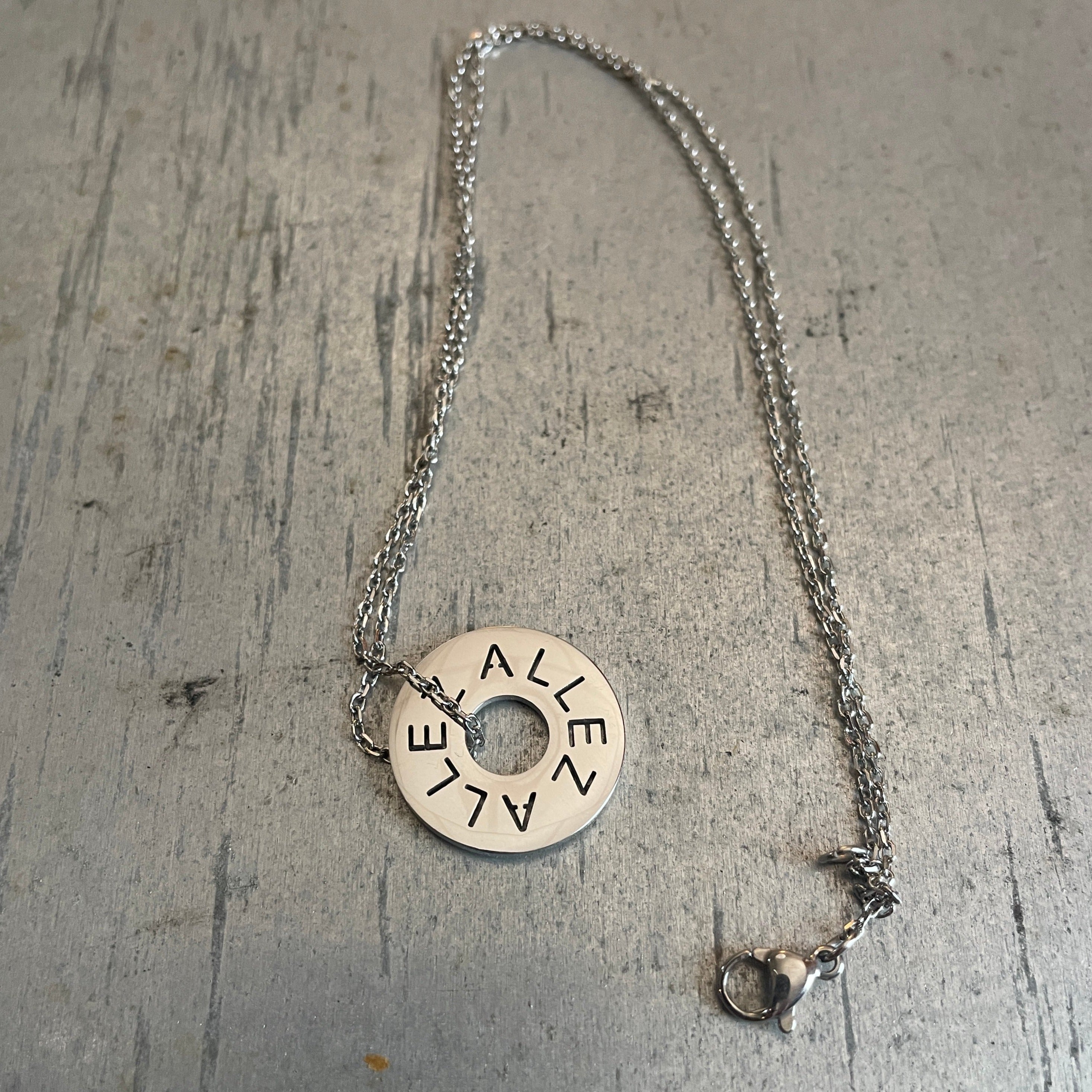 Necklace Allez Allez