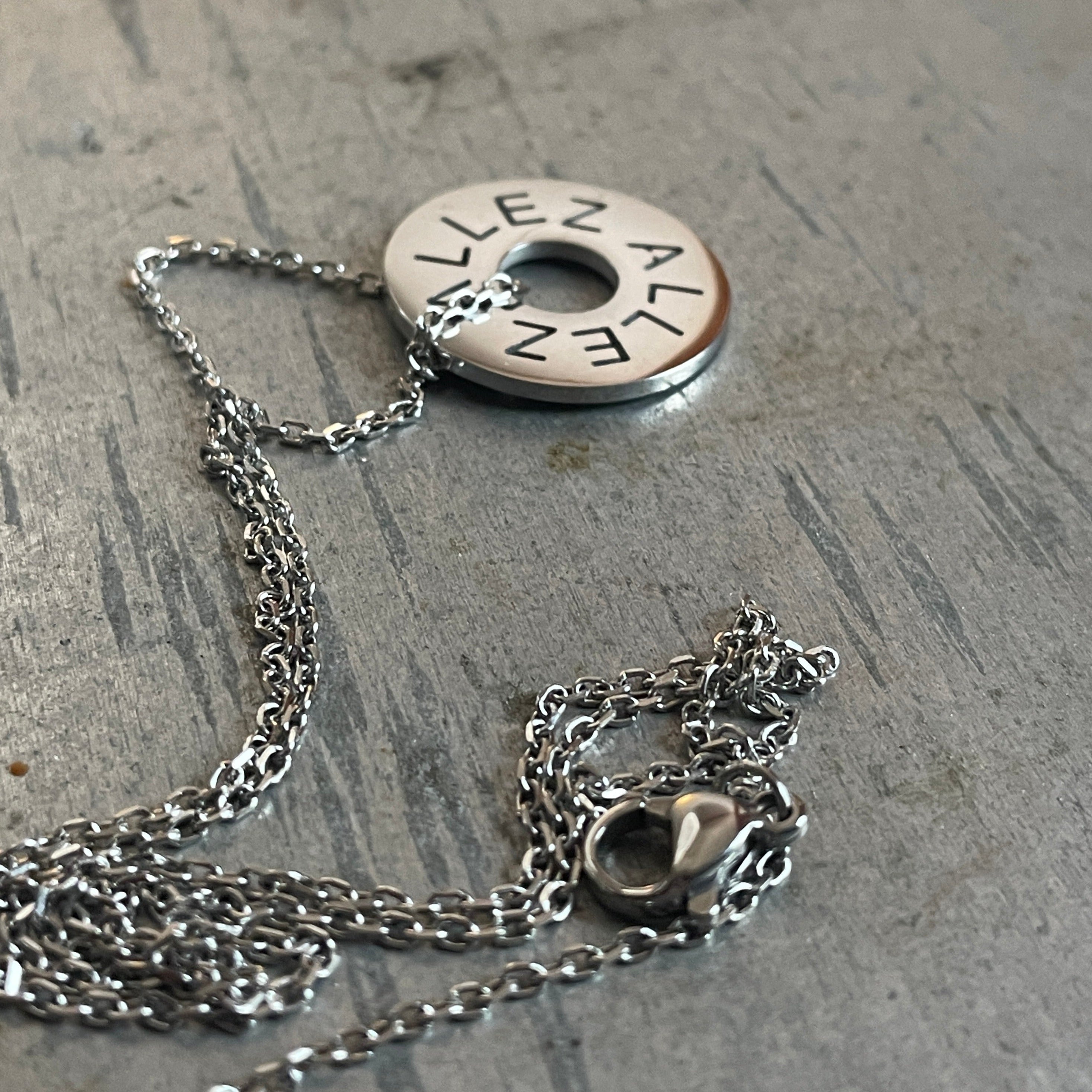 Necklace Allez Allez