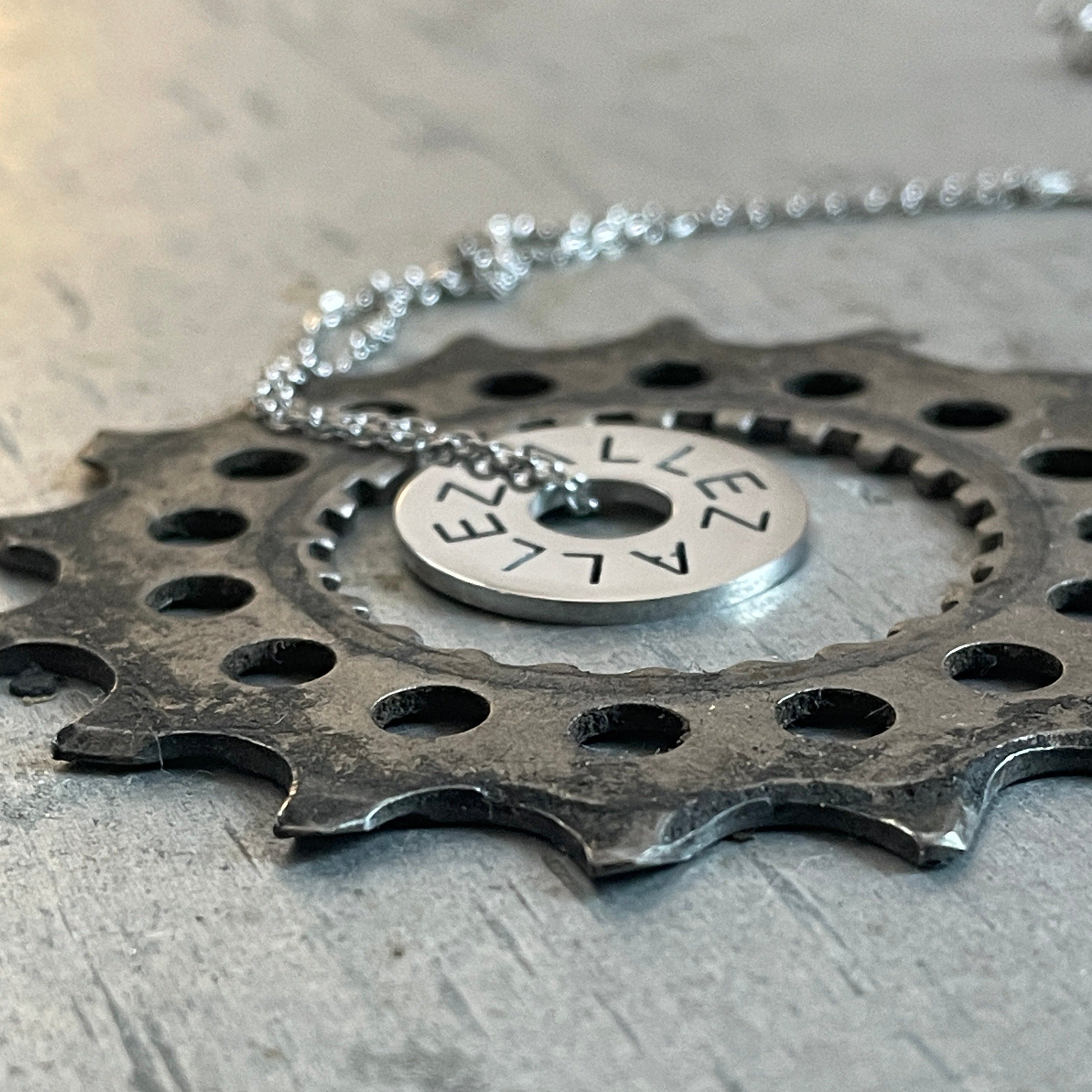 Necklace Allez Allez