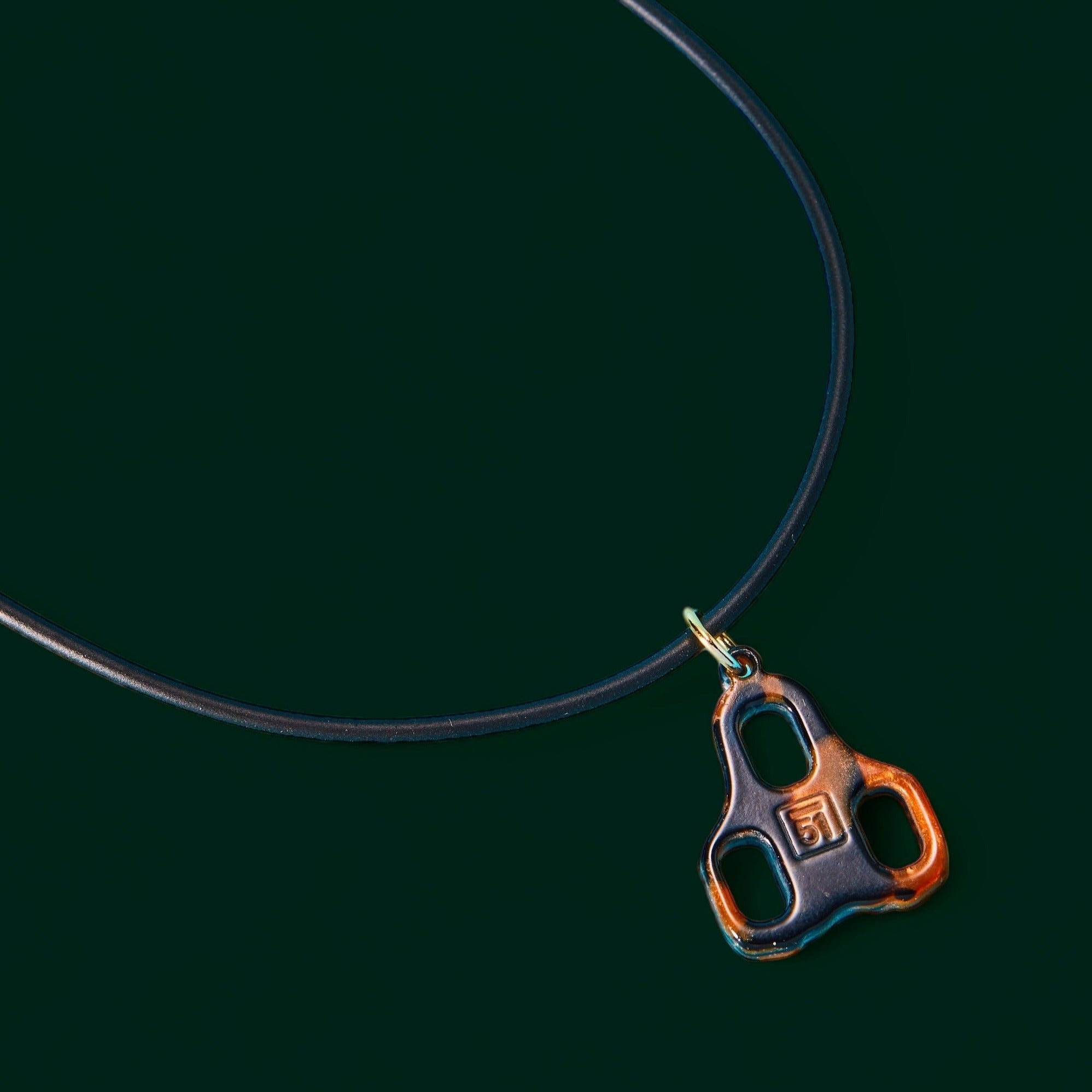 Necklace Cleat Acetate