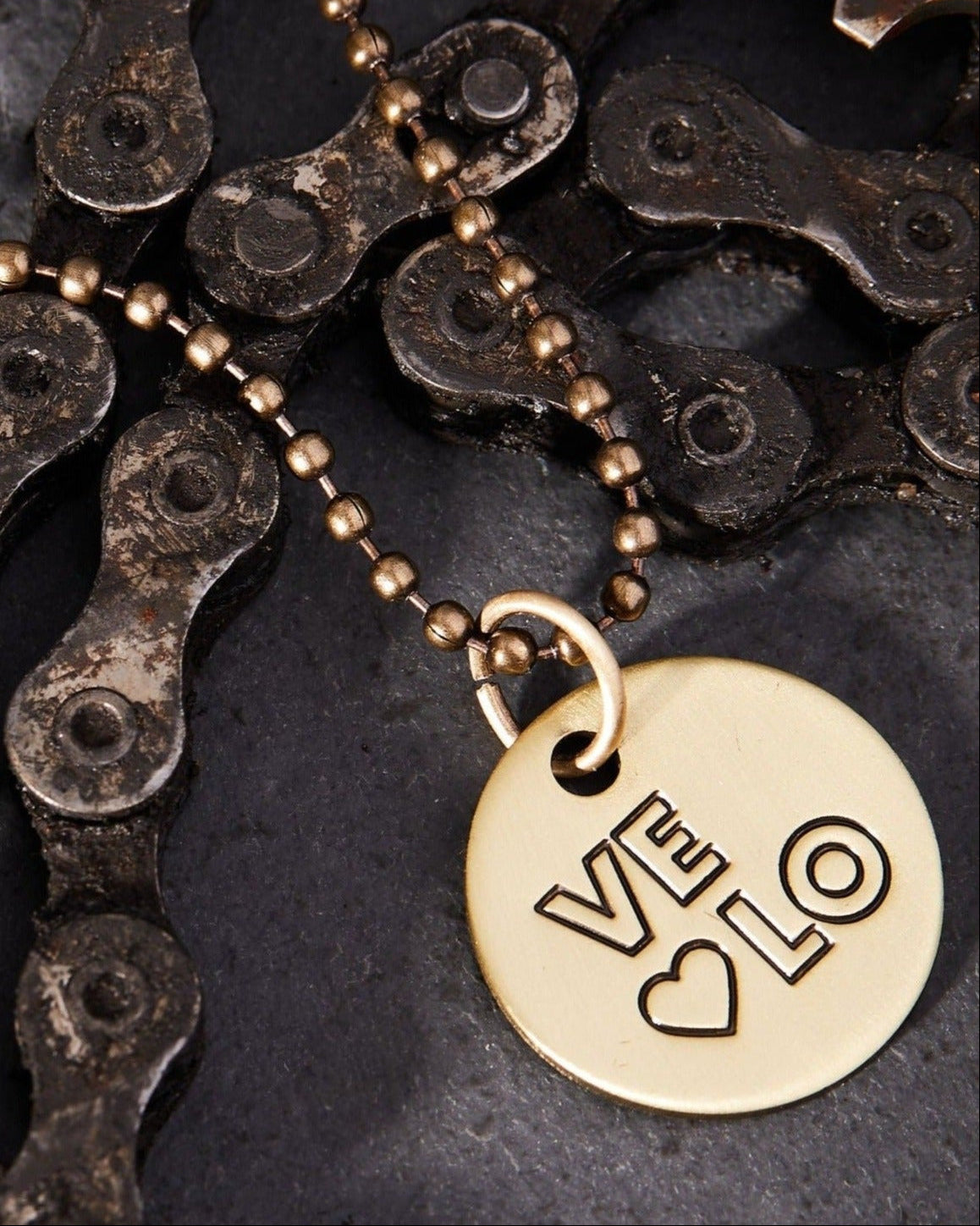 VELO Charm