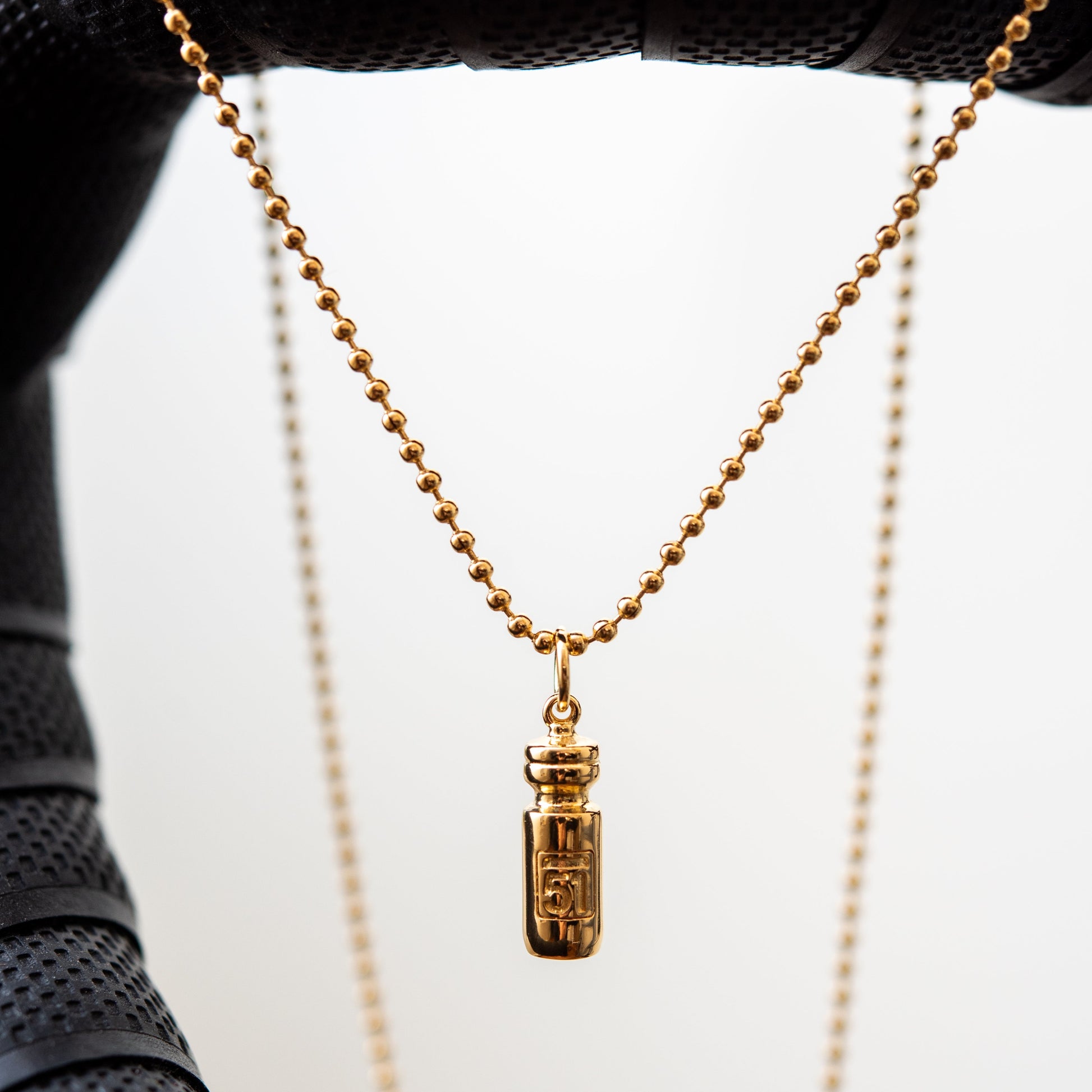 Necklace Bidon