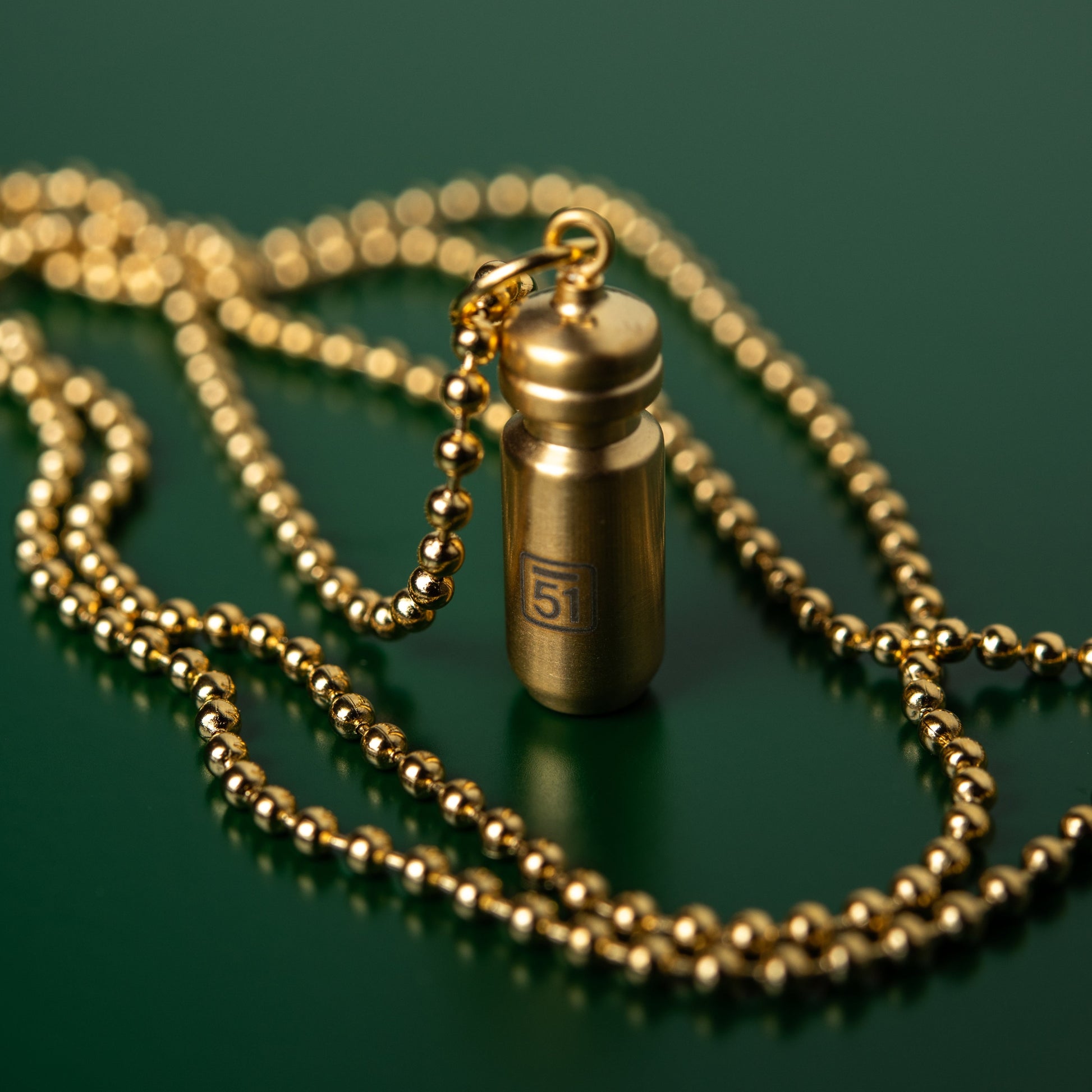 Necklace Bidon