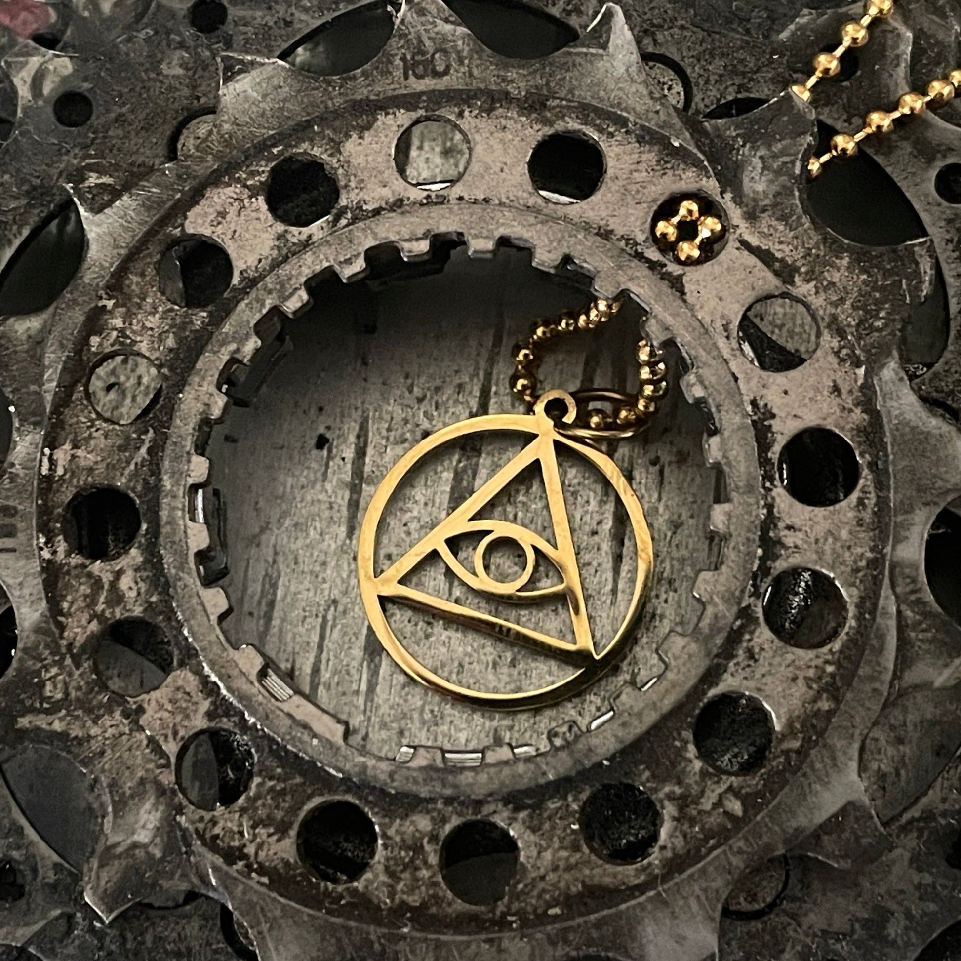 Necklace Eye