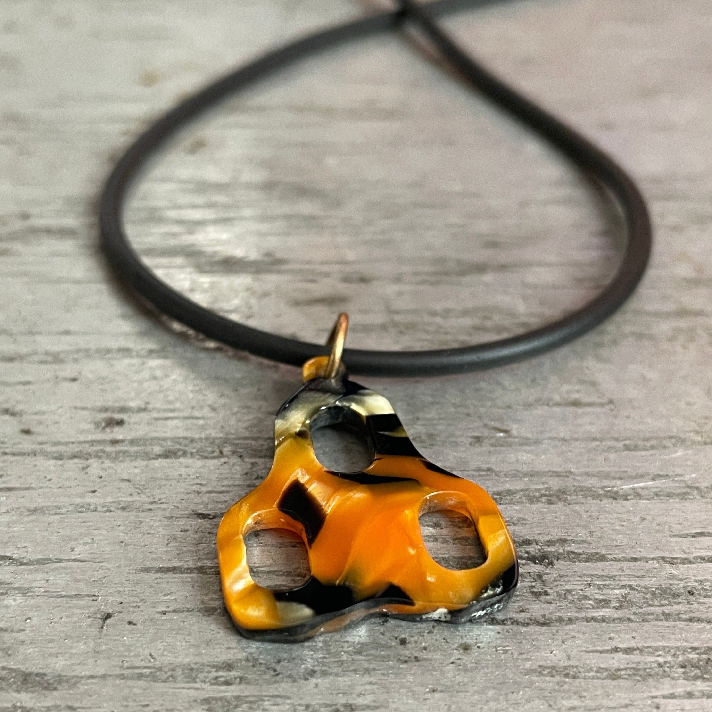 Necklace Cleat Acetate