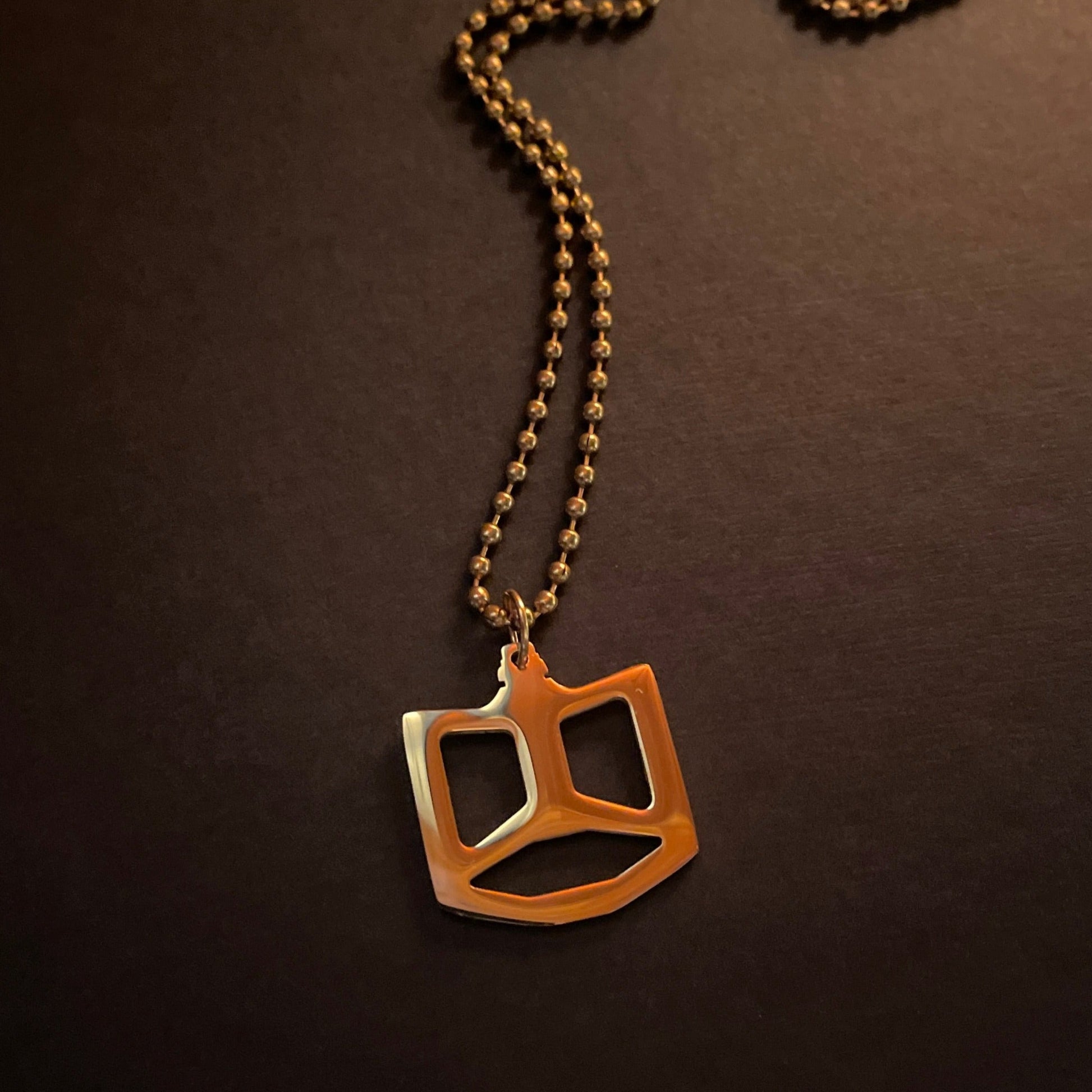 Necklace Pedal