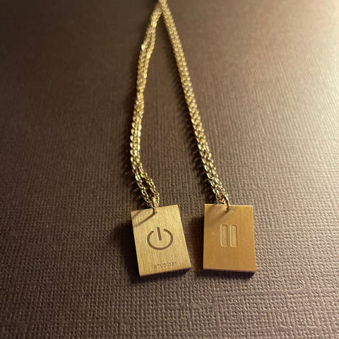 Necklace "Power/Pause"